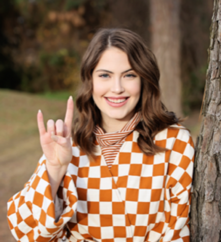 Emma Brinsden, freshman Public Relations major and Business minor at the Moody College of Communications at the University of Texas at Austin.