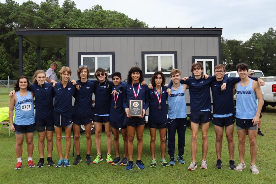 Kingwood+Cross+Country+Wins+Big+at+Districts%21